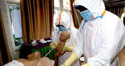 Protéger les sages-femmes en première ligne de la riposte contre Ebola